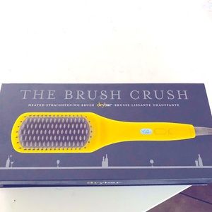 NEW Drybar Brush Crush Heated Styling Brush